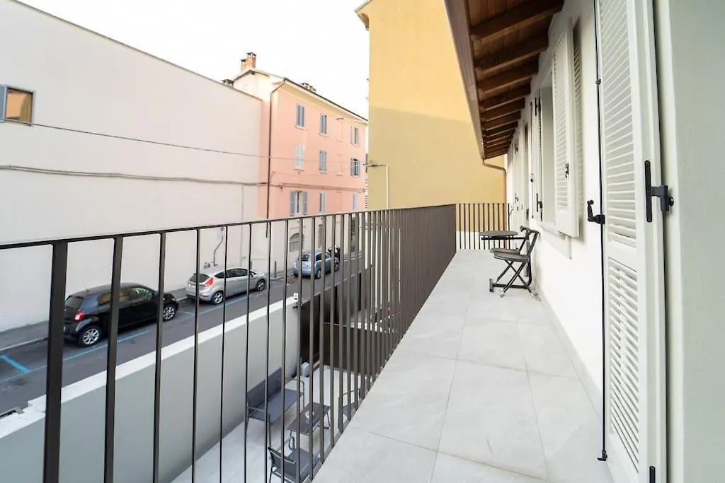 Apartment Appartamento Moderno A 2 Minuti Dal Duomo Di Como